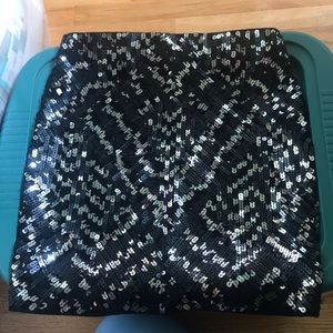 Express sequin skirt